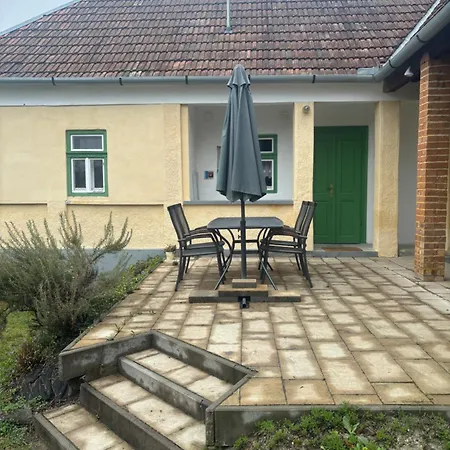 Apartment Sarga-part Vendeghaz